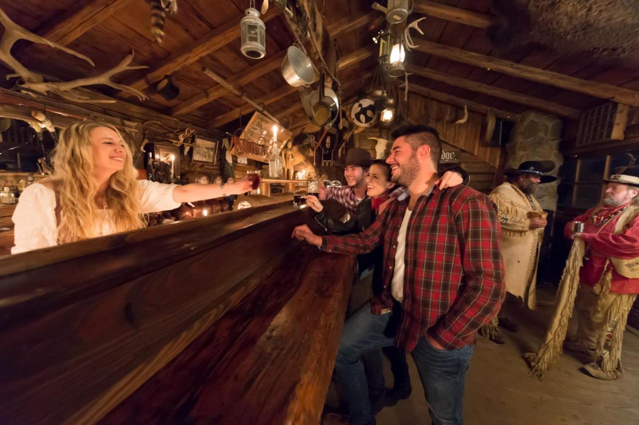 Pullman City Westernstadt เอกิง ภายนอก รูปภาพ