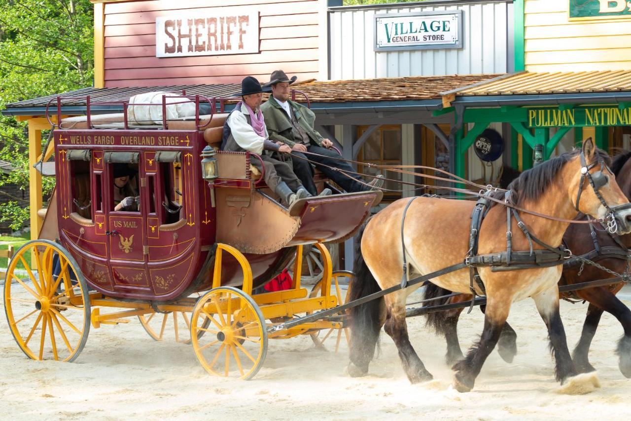 Pullman City Westernstadt เอกิง ภายนอก รูปภาพ